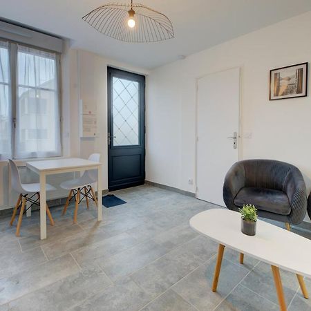 Les Forges 2 Pieces Rdc Apartment Avoine Exterior photo